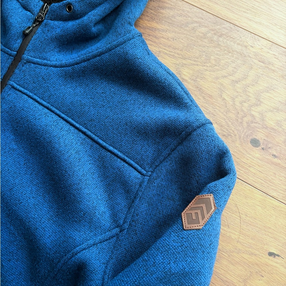 Fleece Sweater 💥💥New and Never Worn 💥💥 - Picture 4 of 5